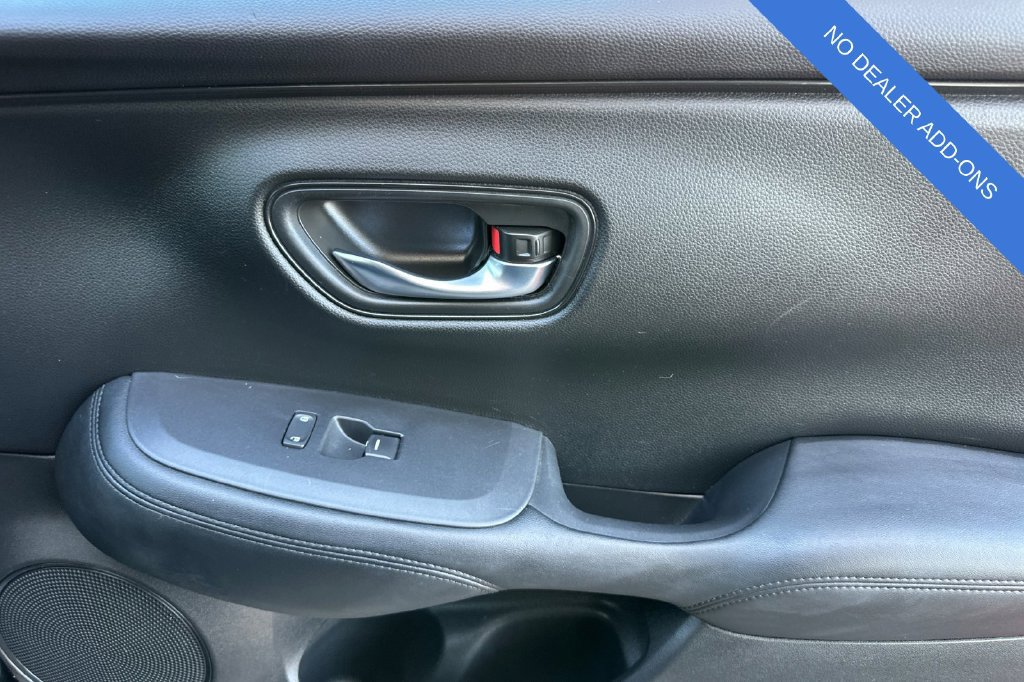 Used 2023 Honda HR-V LX image 17