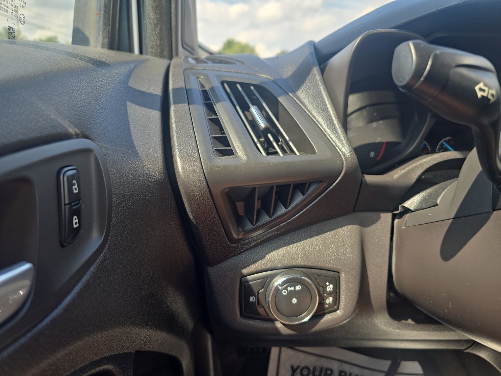 Used 2014 Ford Transit Connect XLT image 22