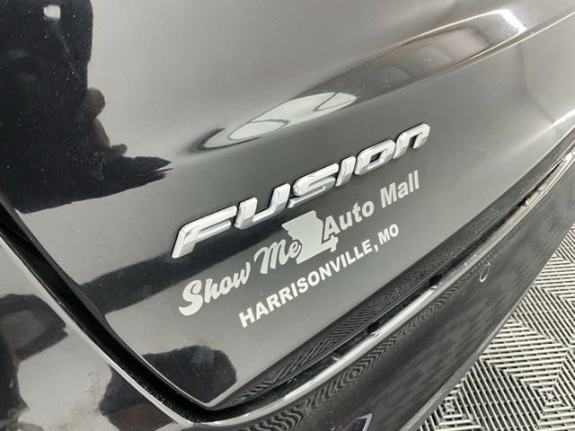 Used 2020 Ford Fusion SE image 26