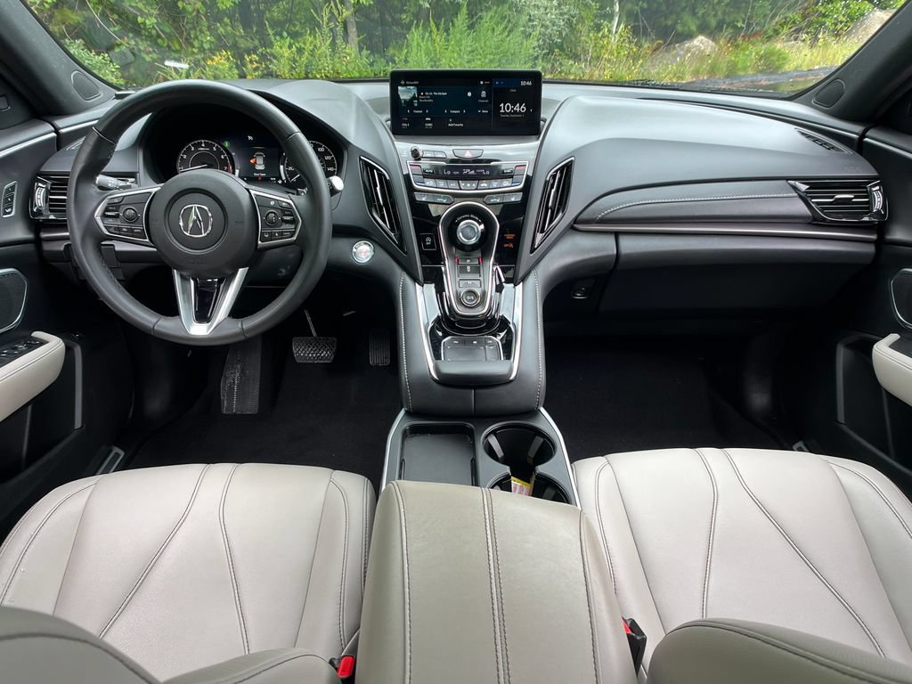 Used 2025 Acura RDX SH-AWD image 13