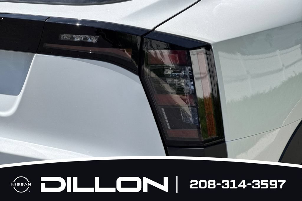 New 2026 Nissan Kicks SR AWD/4WD image 28