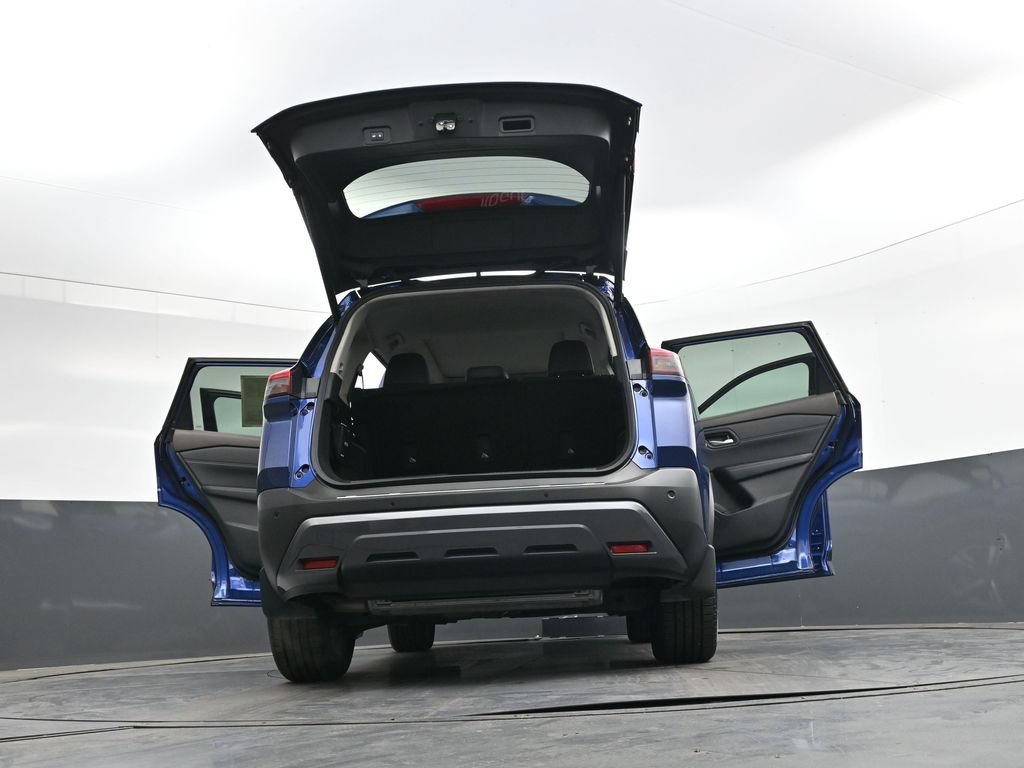 Used 2023 Nissan Rogue SL FWD image 52