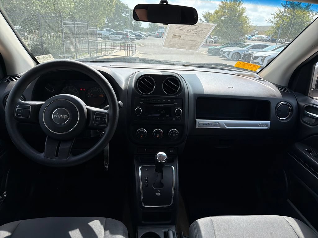 Used 2015 Jeep Compass Sport w/ Power Value Group FWD image 29