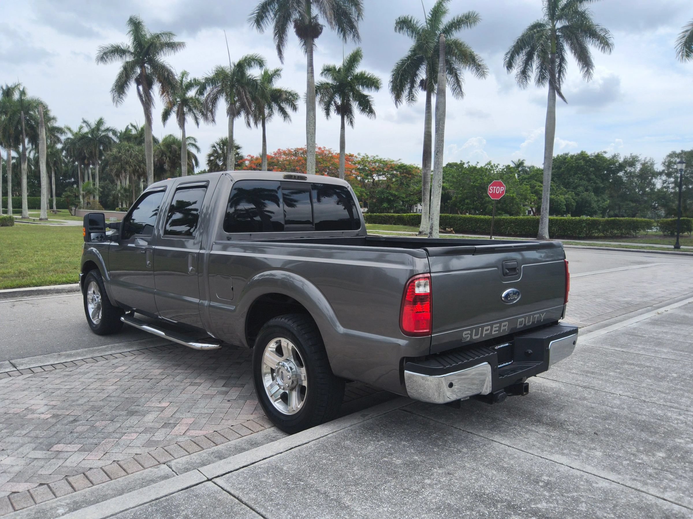 Used 2011 Ford F250 Lariat w/ Lariat Interior Pkg RWD image 5