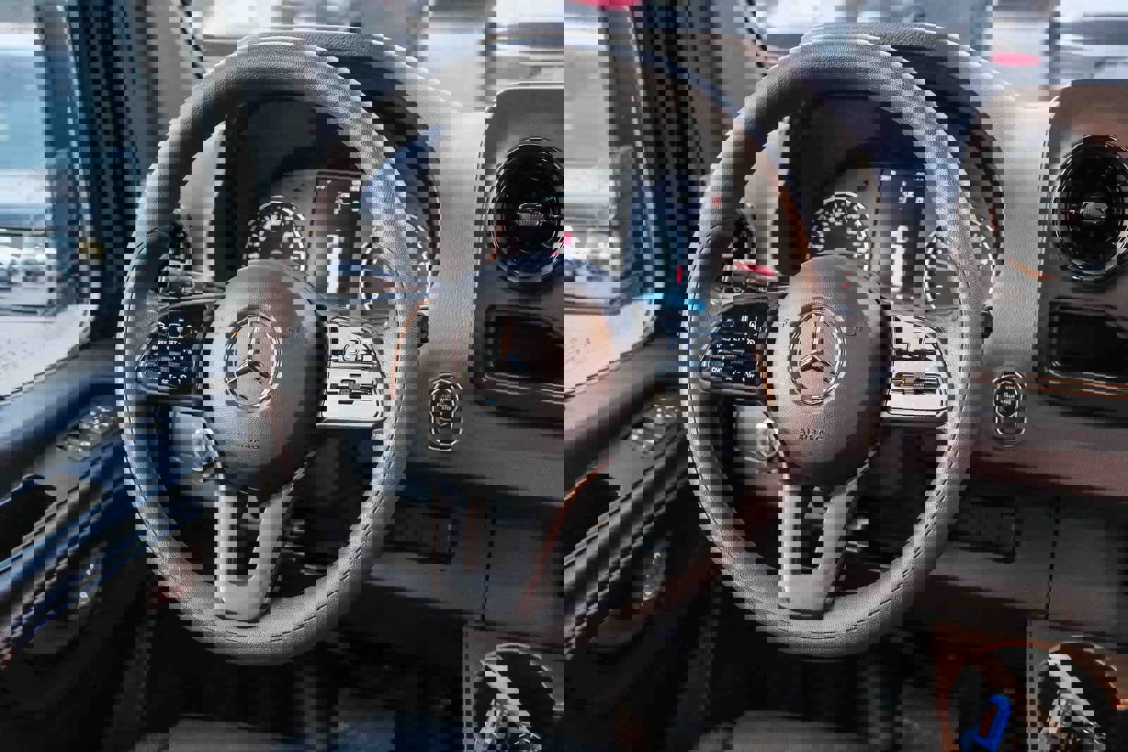 Used 2023 Mercedes-Benz Sprinter 2500 image 15