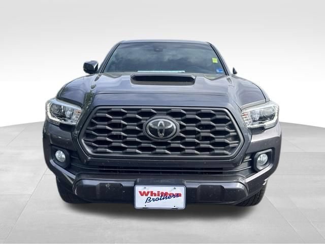 Used 2021 Toyota Tacoma TRD Sport w/ Technology Package AWD/4WD image 12