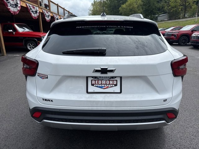 New 2026 Chevrolet Trax LT w/ Driver Confidence Package image 7