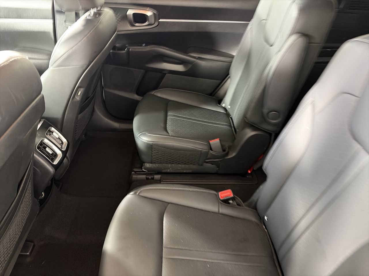 Used 2023 Kia Sorento EX FWD image 22