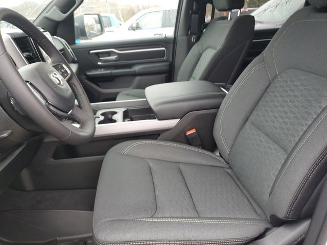 New 2026 RAM 1500 4x4 Crew Cab image 14