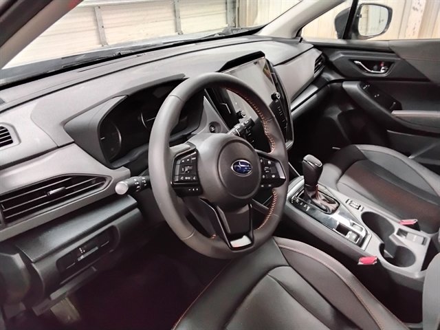 Used 2025 Subaru Crosstrek 2.5i Limited w/ Popular Package #4A AWD/4WD image 13