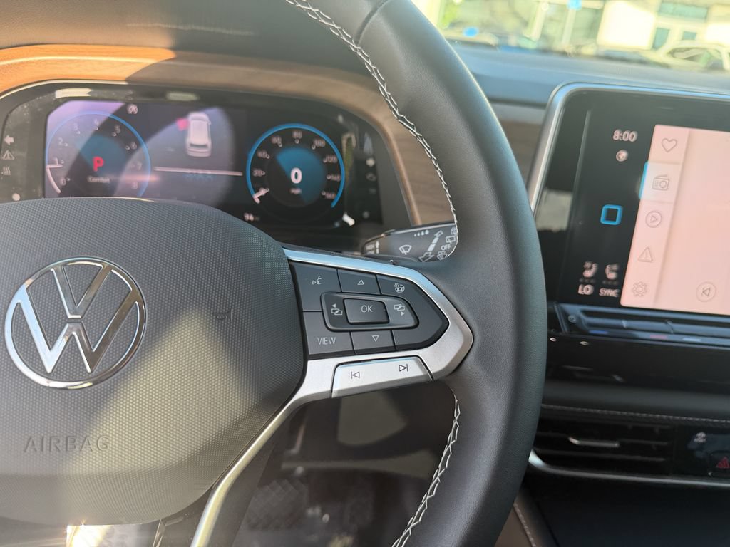 New 2026 Volkswagen Atlas SE FWD image 16