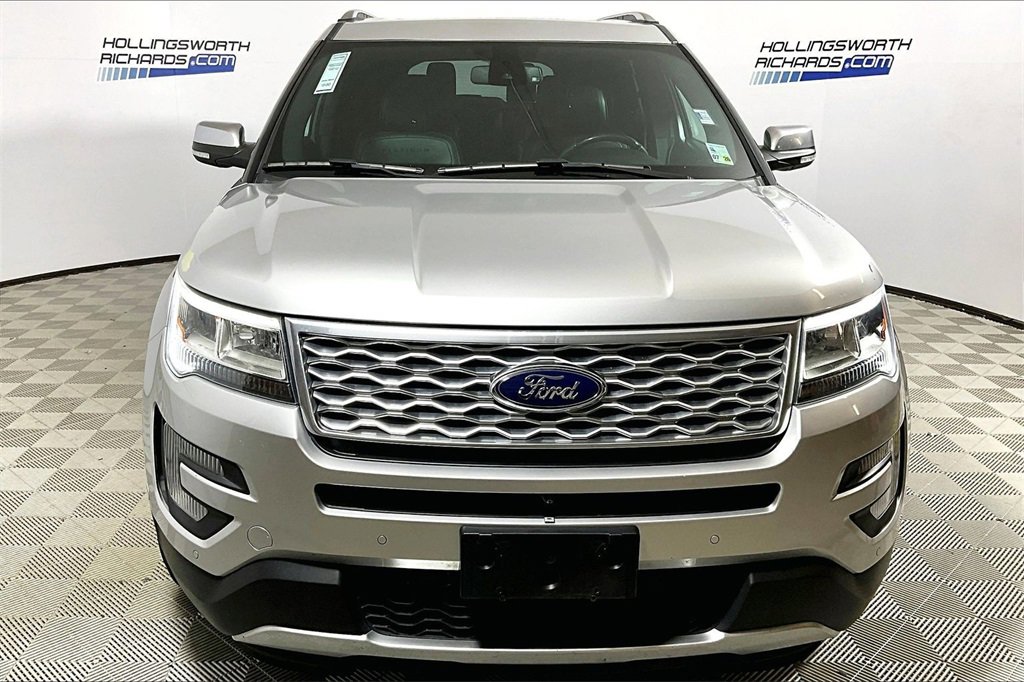 Certified 2017 Ford Explorer Platinum image 2