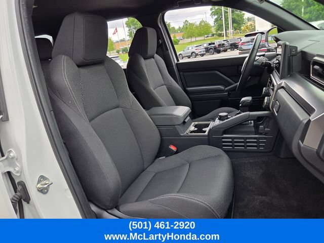Used 2025 Toyota 4Runner SR5 AWD/4WD image 19