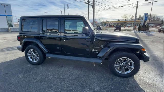 Used 2019 Jeep Wrangler Unlimited Sahara image 3