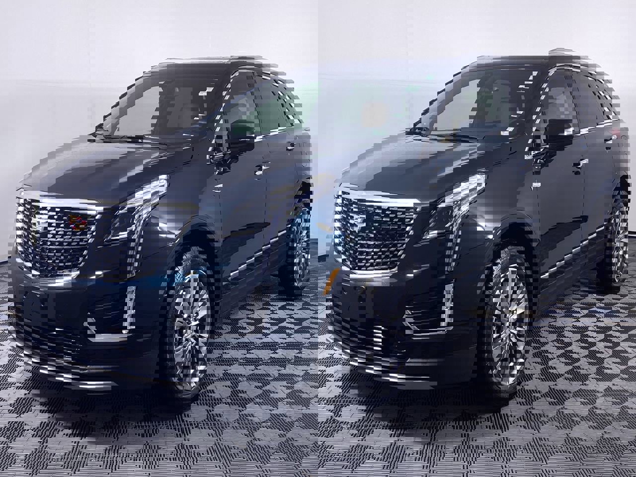 Certified 2025 Cadillac XT5 Premium Luxury image 19