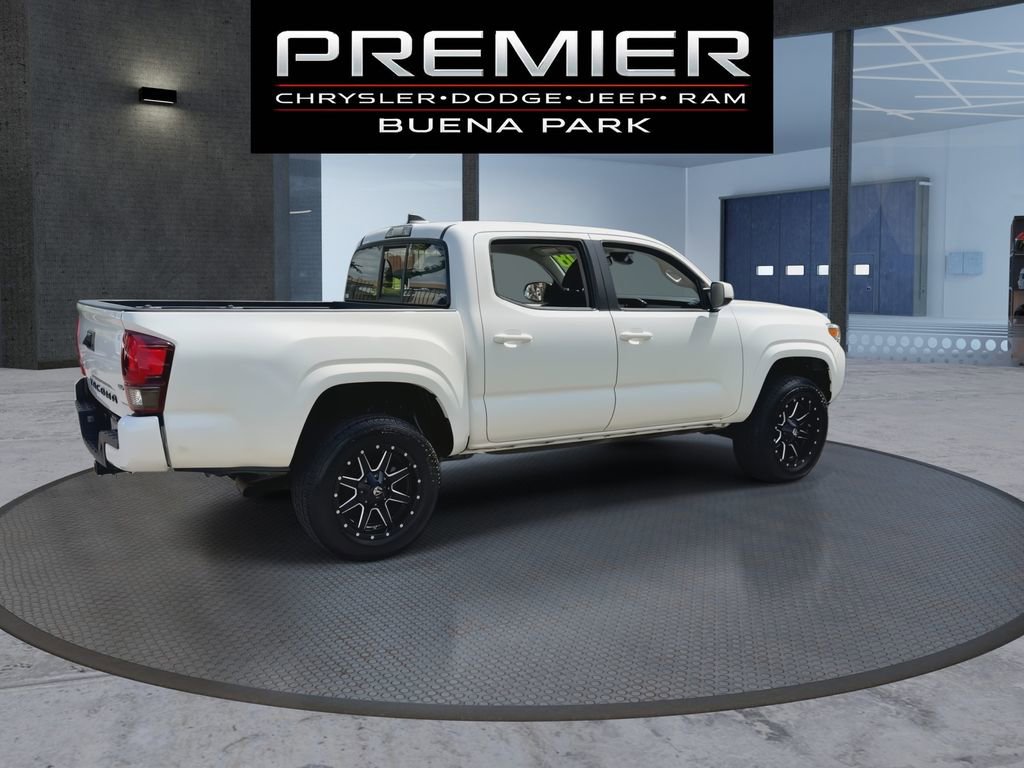 Used 2018 Toyota Tacoma SR w/ SR Convenience Package AWD/4WD image 8