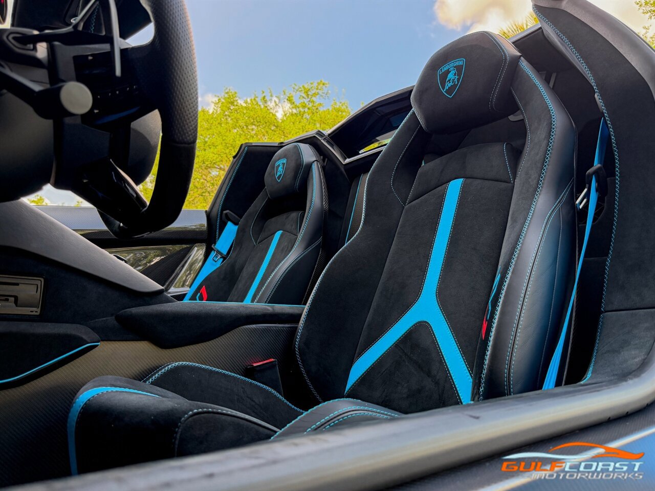 Used 2021 Lamborghini Aventador SVJ AWD/4WD image 25