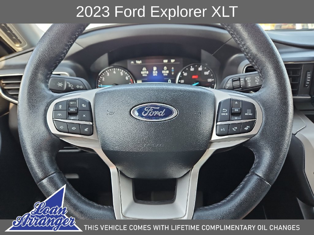 Used 2023 Ford Explorer XLT w/ Equipment Group 202A RWD image 27