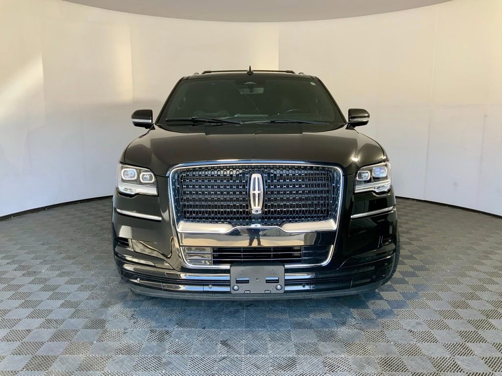 Used 2022 Lincoln Navigator Reserve image 9