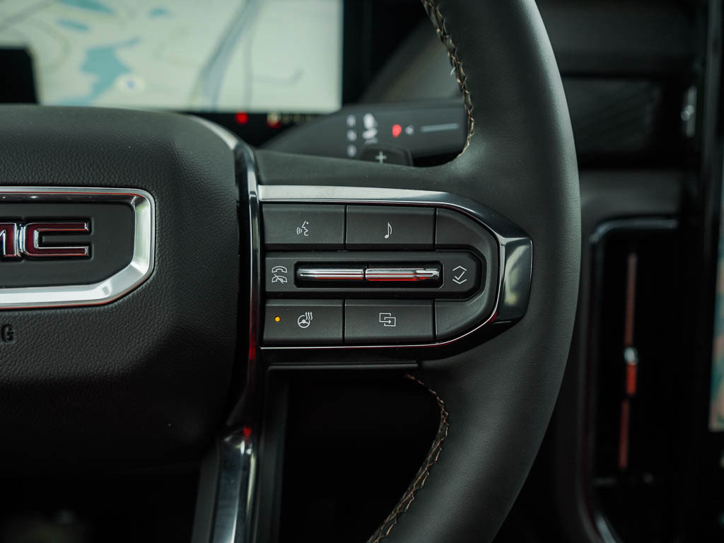 New 2026 GMC Yukon XL AT4 w/ AT4 Premium Package AWD/4WD image 23