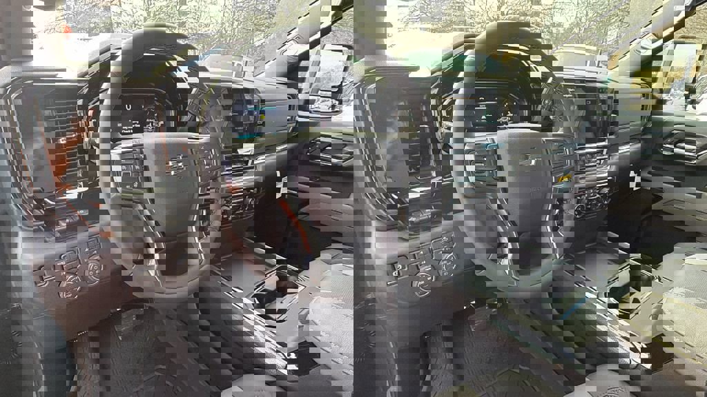 New 2026 Chevrolet Silverado 2500 ZR2 w/ LPO, Dark Essentials Package image 18