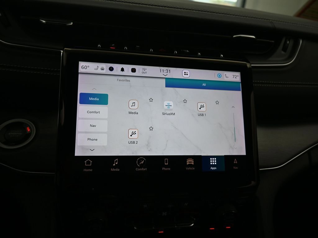 Used 2024 Jeep Grand Cherokee L Overland w/ Luxury Tech Group IV image 24