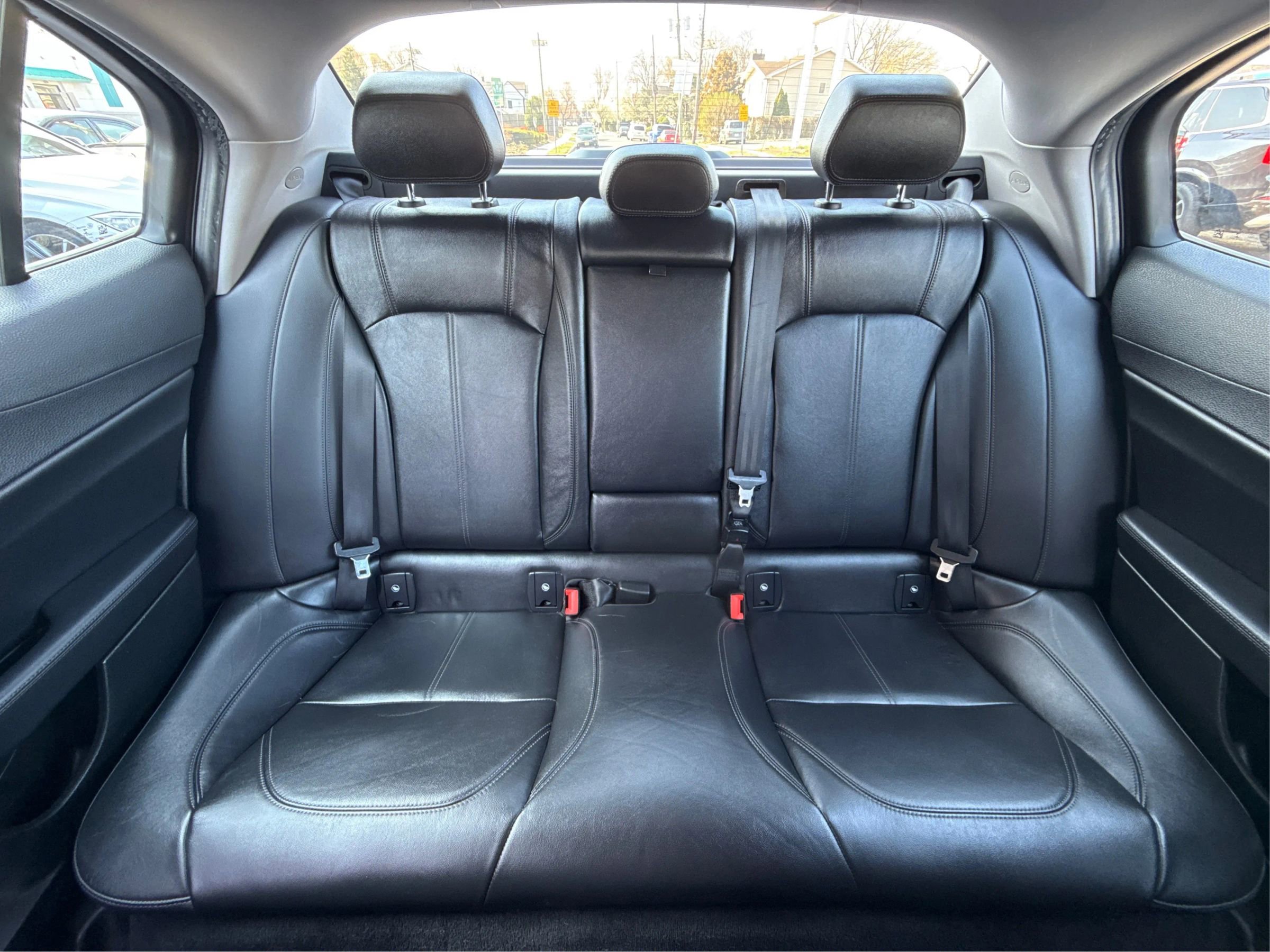 Used 2018 Alfa Romeo Giulia RWD image 28
