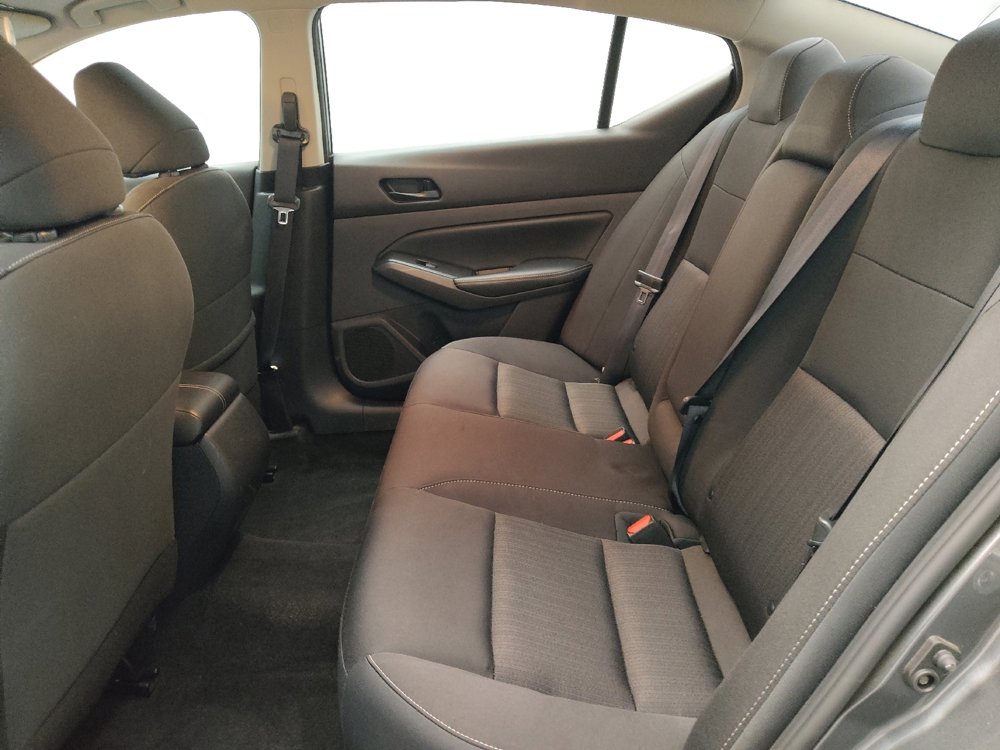 Used 2024 Nissan Altima 2.5 SV image 18