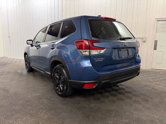 Used 2023 Subaru Forester image 3