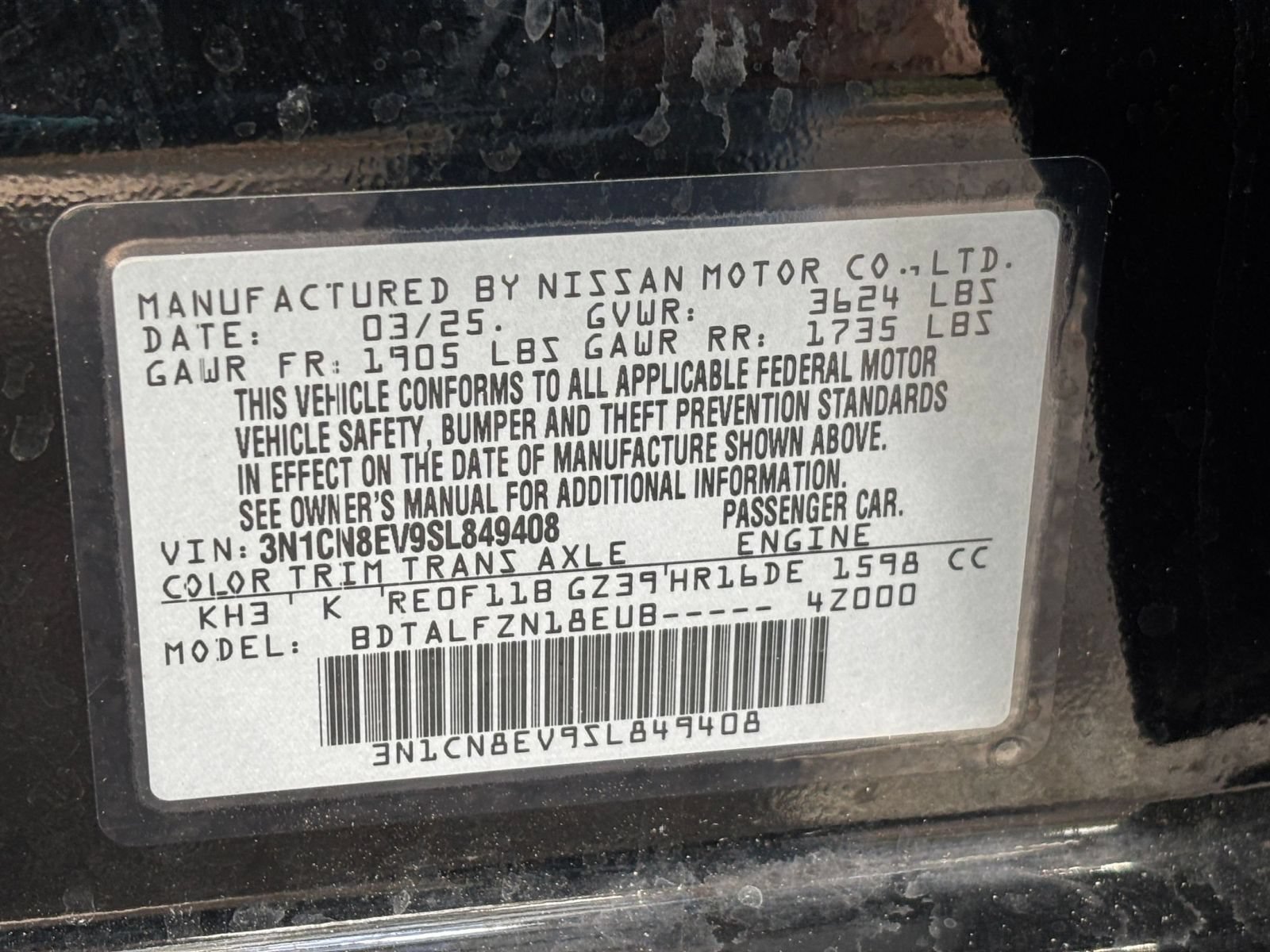 Used 2025 Nissan Versa SV FWD image 27