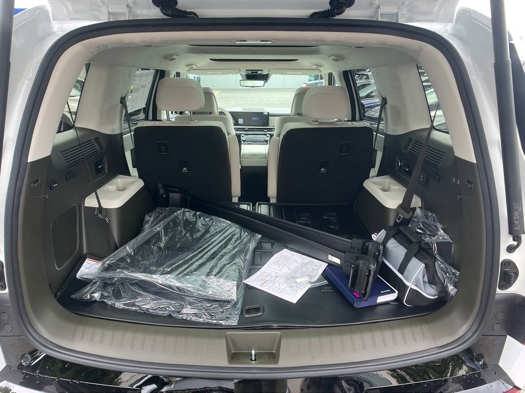 New 2025 Hyundai Santa Fe Calligraphy image 24