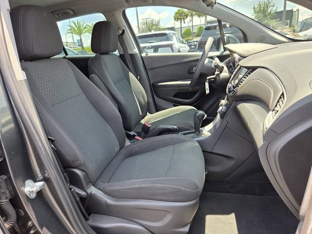 Certified 2020 Chevrolet Trax LS AWD/4WD image 16