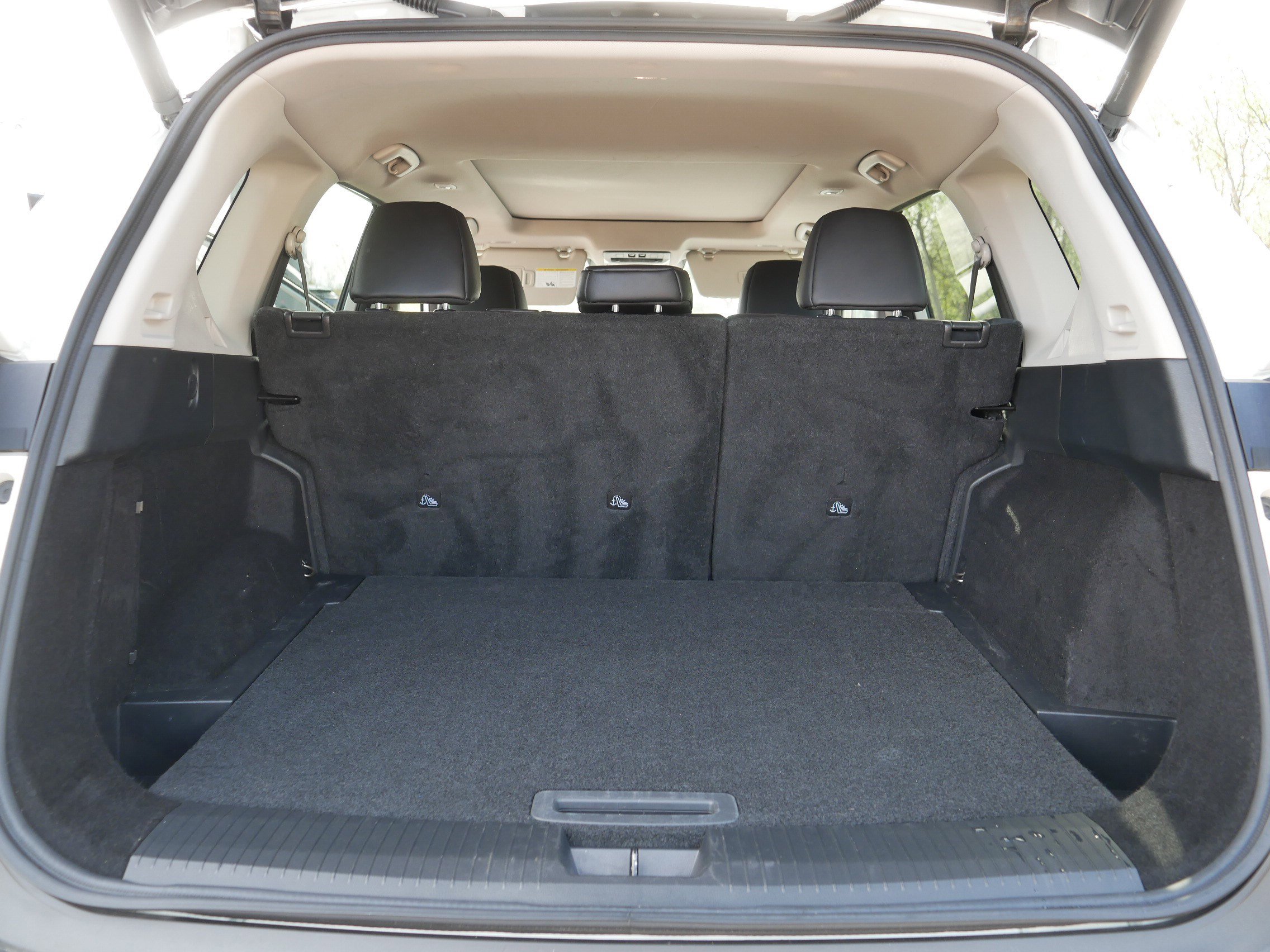 Certified 2021 Nissan Rogue SV w/ Premium Package AWD/4WD image 18