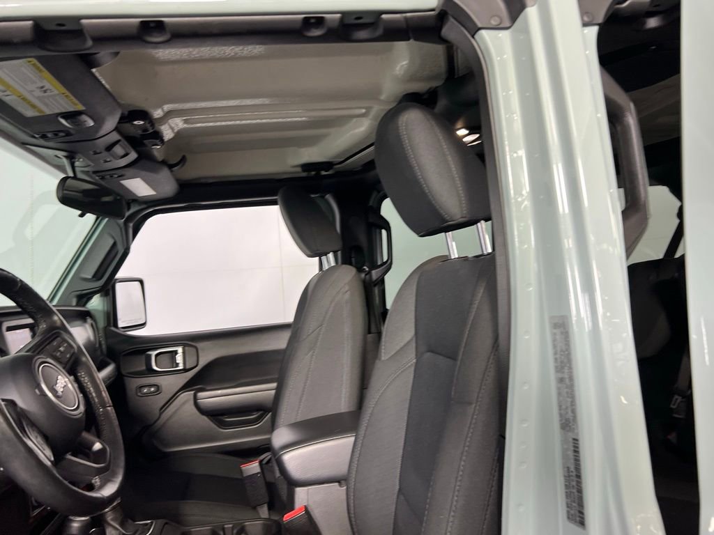 Used 2023 Jeep Wrangler Unlimited w/ Cold Weather Group image 23