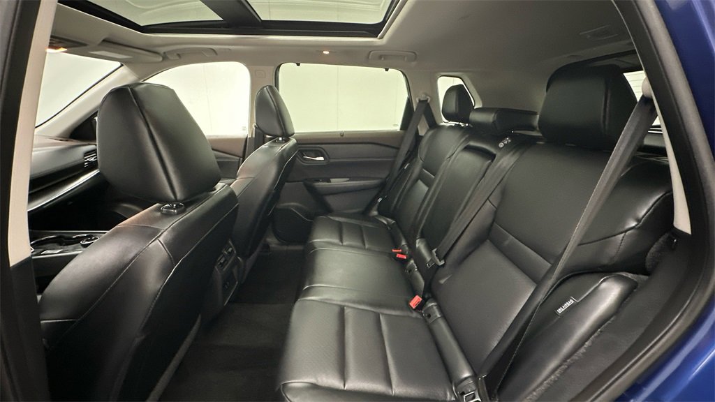 Certified 2023 Nissan Rogue SV w/ SV Premium Package image 10