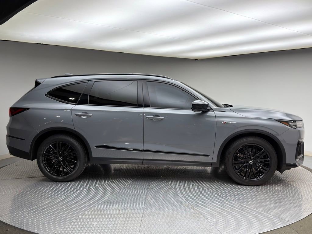 Used 2025 Acura MDX A-Spec image 4