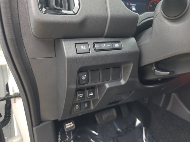 Used 2025 Nissan Frontier PRO-4X AWD/4WD image 38
