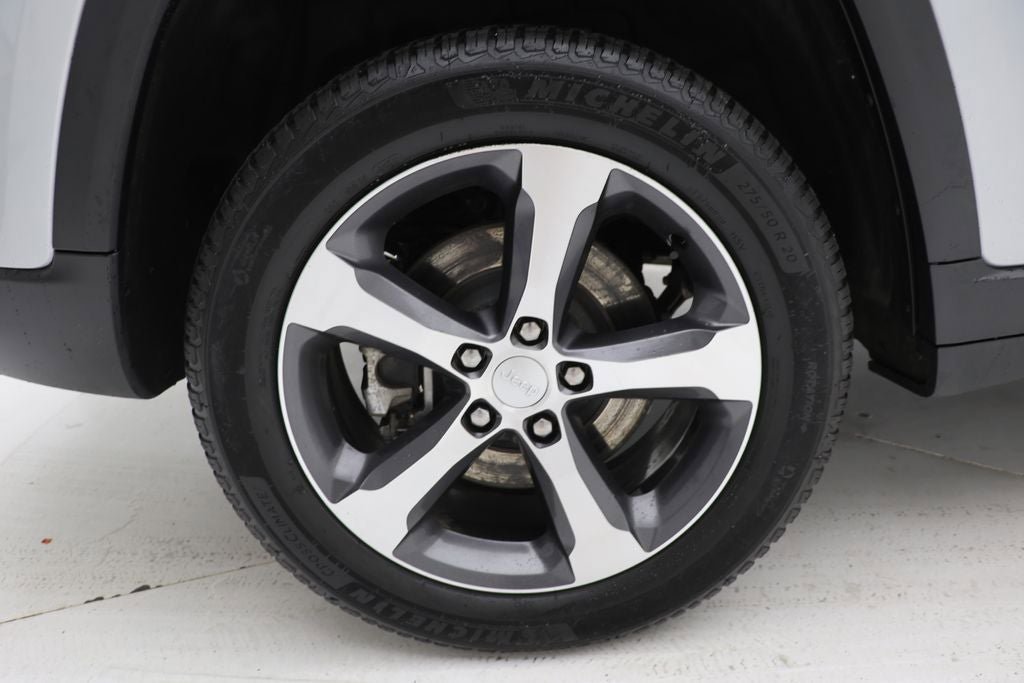 Used 2023 Jeep Grand Cherokee 4WD 4xe image 9
