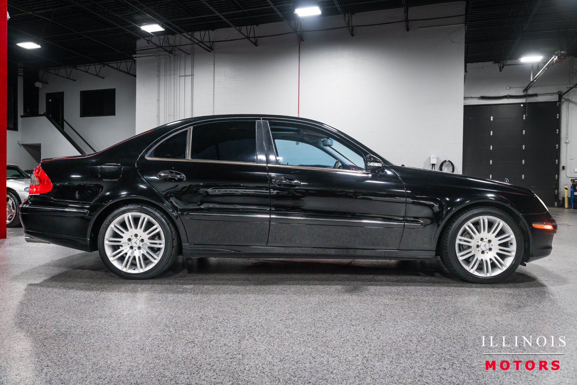 Used 2007 Mercedes-Benz E 550 Sedan image 6