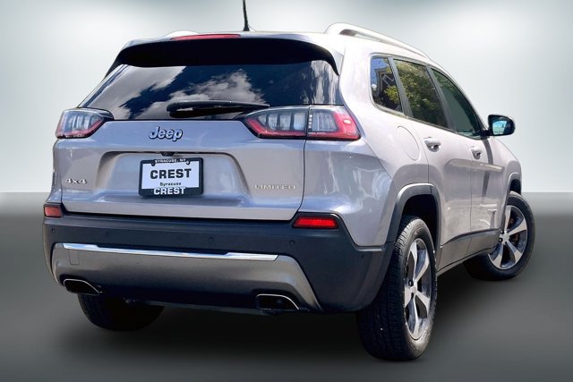Used 2019 Jeep Cherokee Limited w/ Luxury Group AWD/4WD image 12