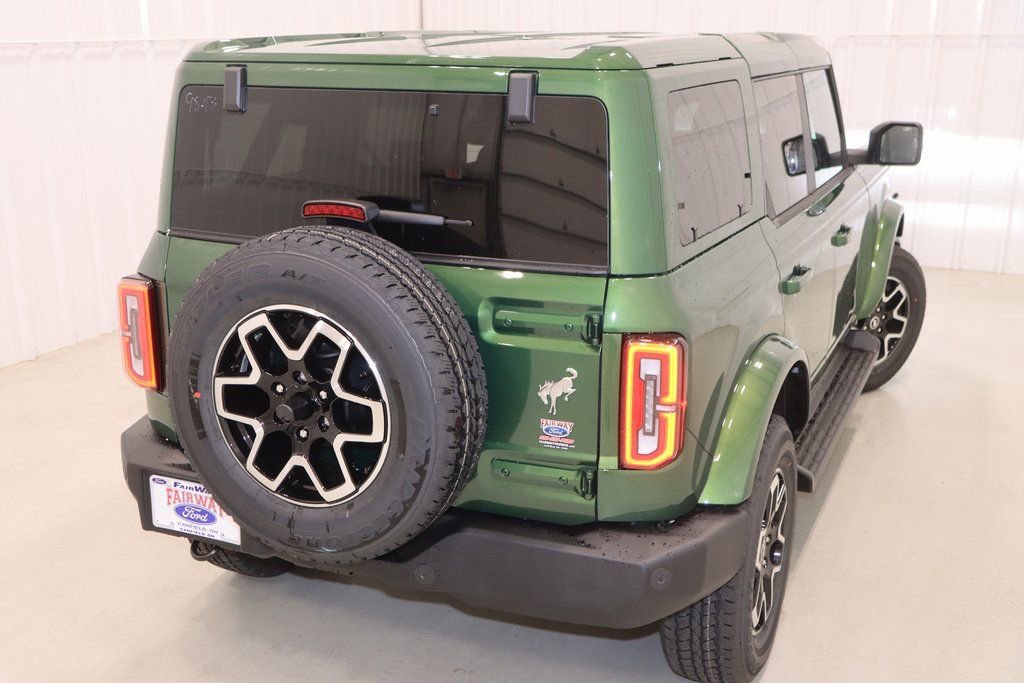 New 2025 Ford Bronco Outer Banks image 35