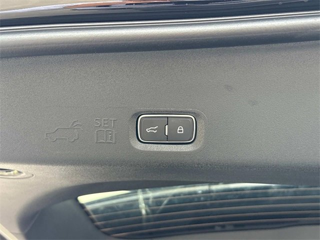 New 2025 Lincoln Navigator L Reserve image 13