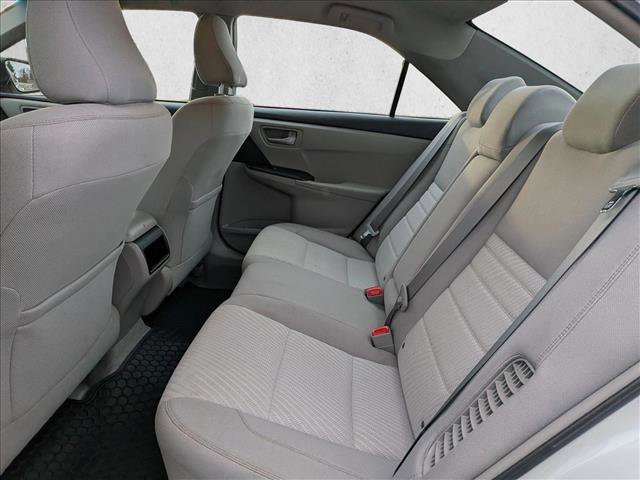 Used 2017 Toyota Camry LE image 18
