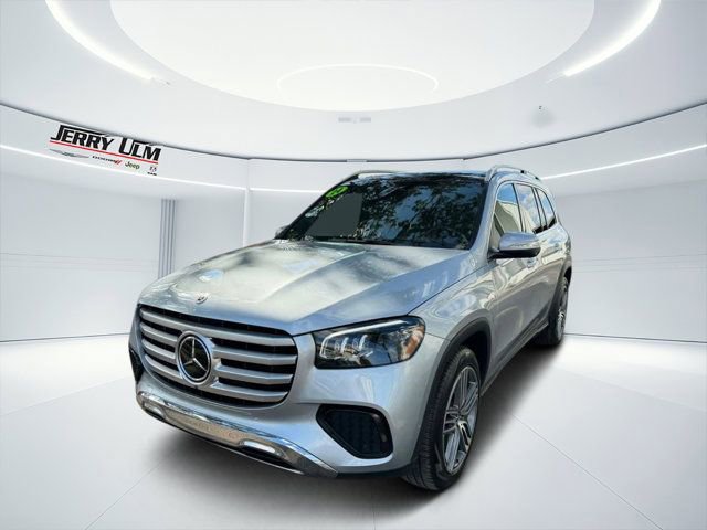 Used 2024 Mercedes-Benz GLS 450 4MATIC image 7