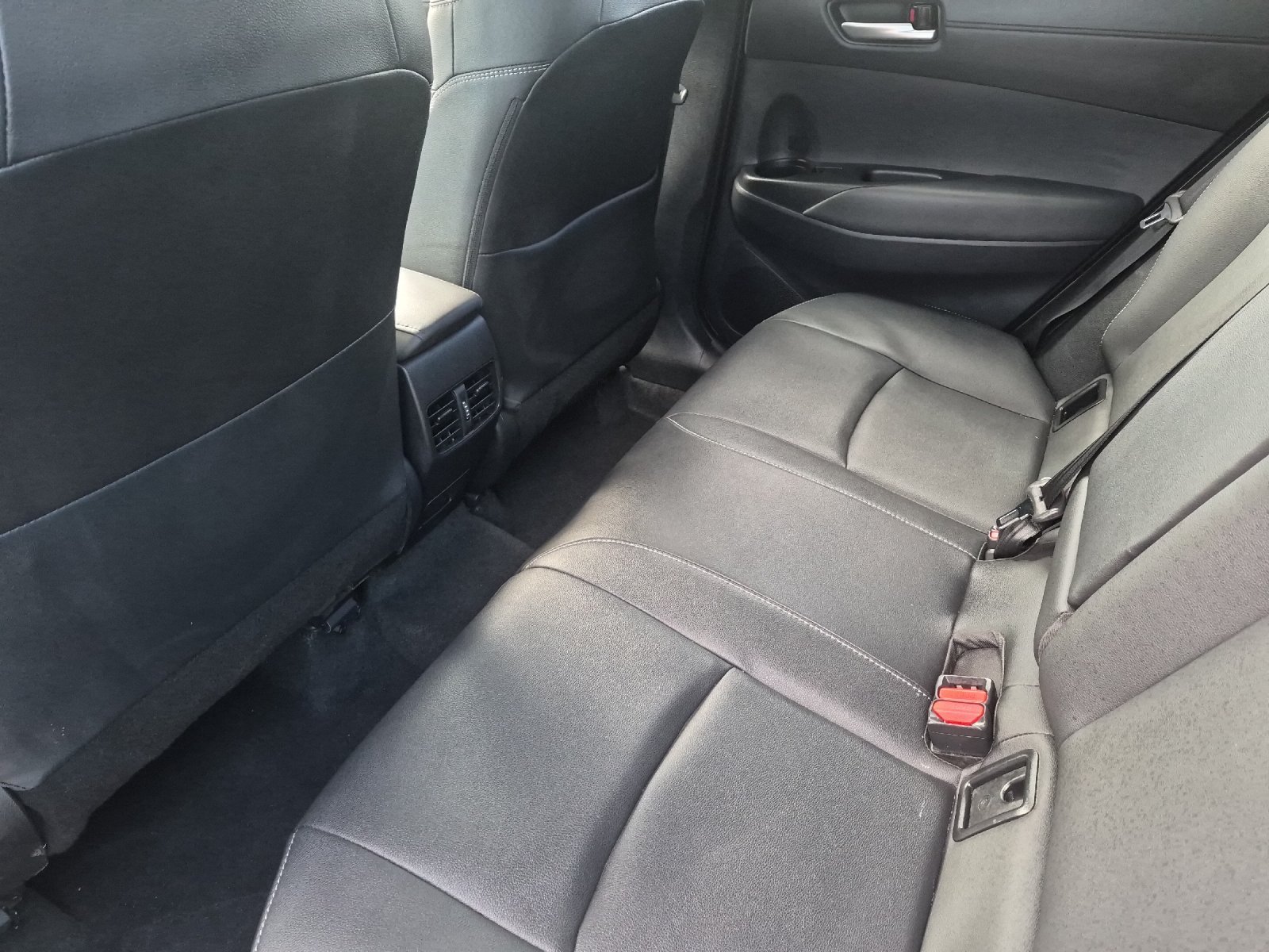 Certified 2026 Toyota Corolla Cross XLE FWD image 11