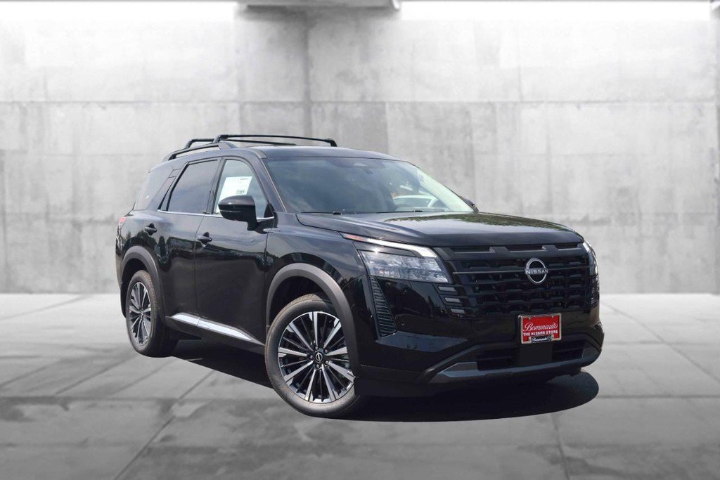 New 2026 Nissan Pathfinder Platinum AWD/4WD image 2