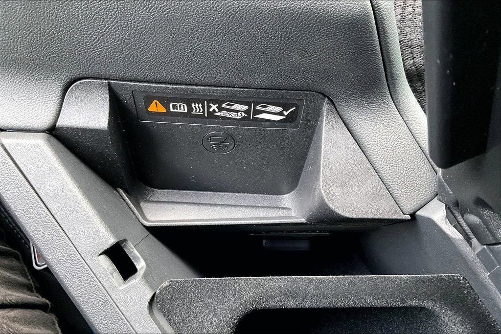 New 2026 Cadillac Optiq V AWD/4WD image 28