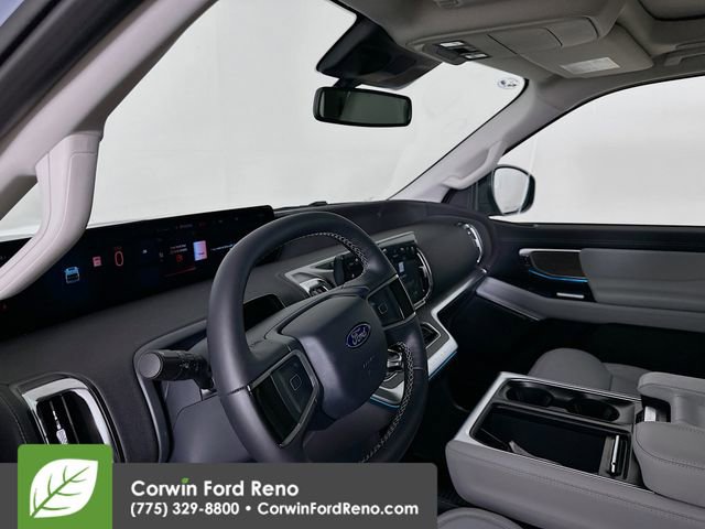 New 2026 Ford Expedition Platinum w/ Platinum Ultimate Package image 9