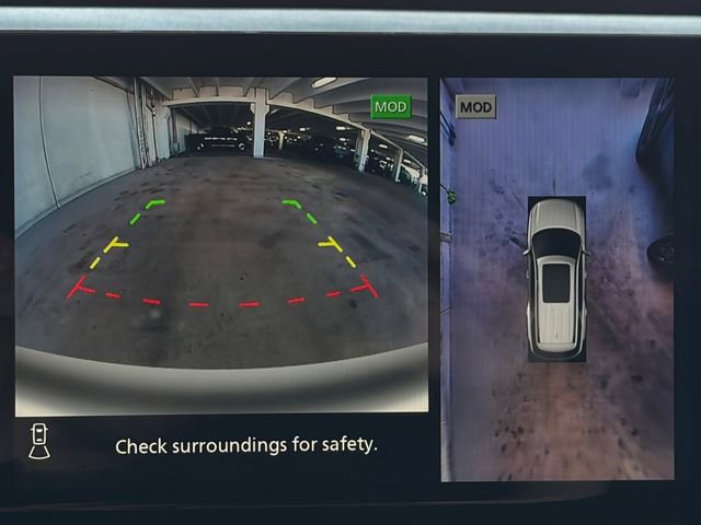 Used 2024 Nissan Pathfinder Platinum image 11