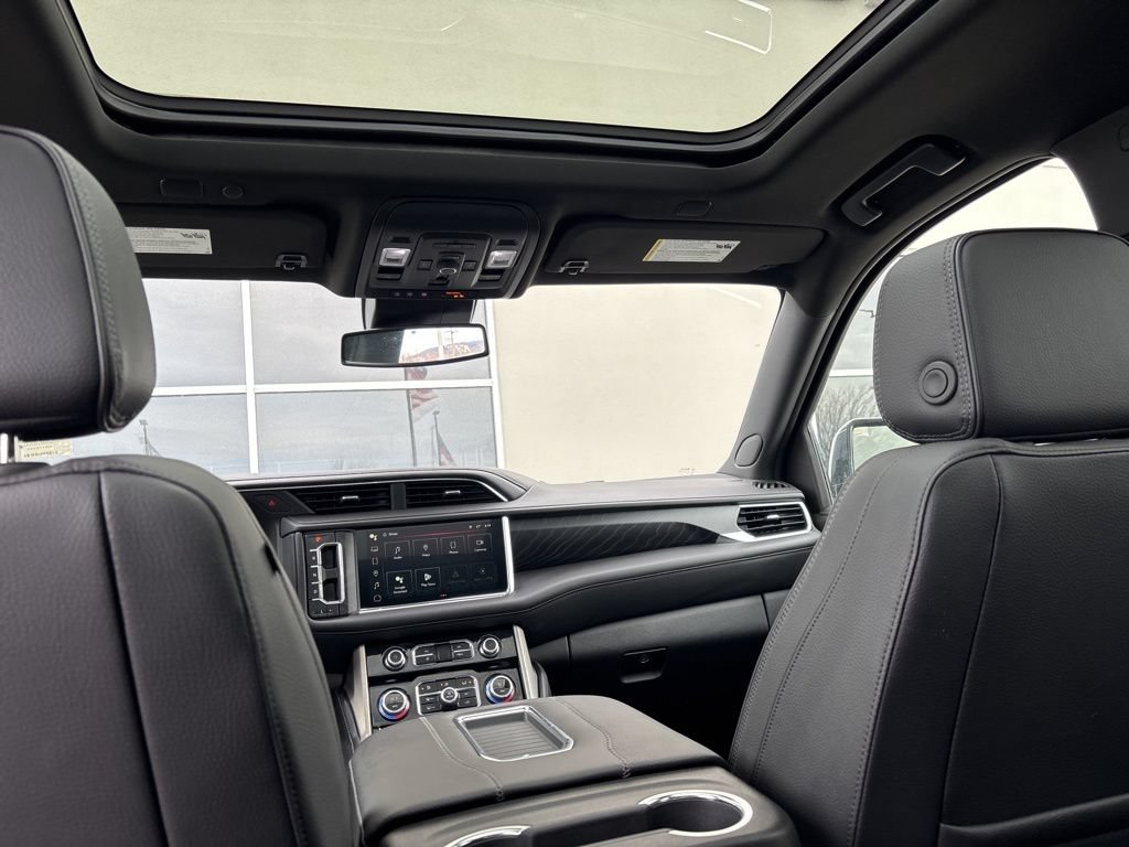 Used 2024 GMC Yukon Denali AWD/4WD image 21